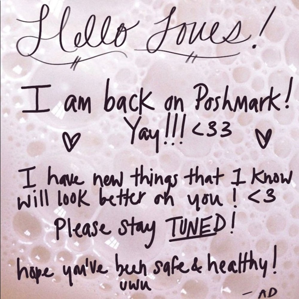 I’m back on Poshmark!